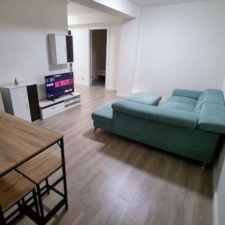 Apartament Cwa 1 Aeroport Otopeni Extérieur photo